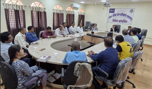 लोक अदालत के तैयारियों के संबंध में जिला न्यायाधीश ने ली बैंकर्स अधिकारियों की बैठक लोक अदालत के तैयारियों के संबंध में जिला न्यायाधीश ने ली बैंकर्स अधिकारियों की बैठक