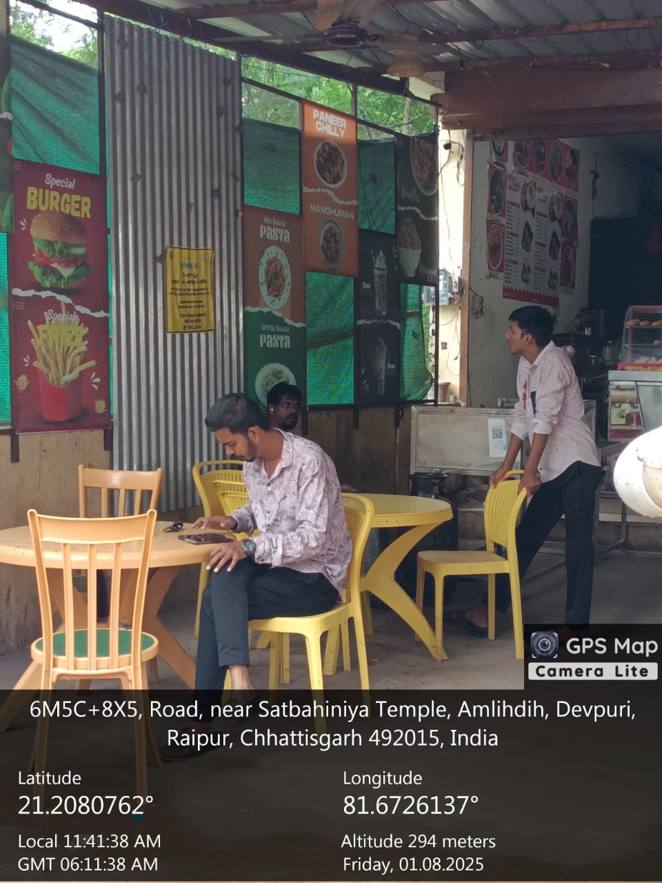 निःशुल्क शुद्ध पेयजल- हर नागरिक का अधिकार अभियान शासन के निर्देश पर रायपुर नगर निगम क्षेत्र में सभी 10 जोन में निःशुल्क शुद्ध पेयजल- हर नागरिक का अधिकार अभियान शासन के निर्देश पर रायपुर नगर निगम क्षेत्र में सभी 10 जोन में