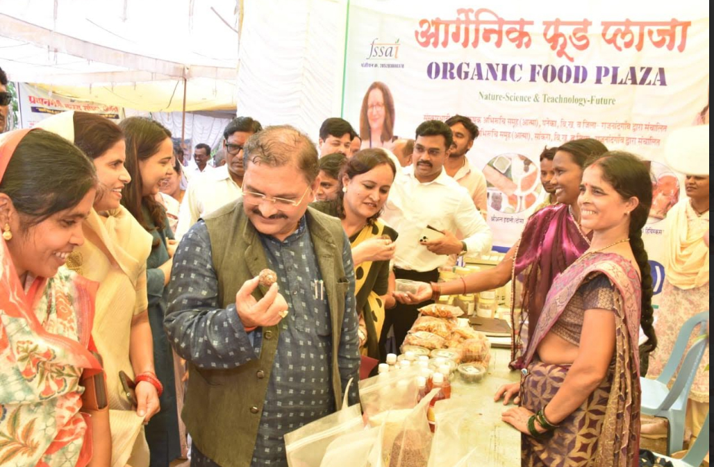 राजनांदगांव जिले में मनाया गया पीएम किसान दिवस राजनांदगांव जिले में मनाया गया पीएम किसान दिवस