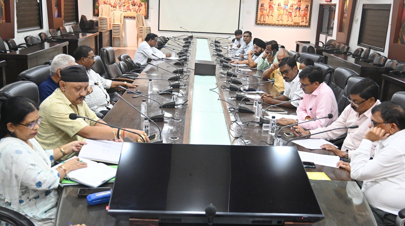 बिलासपुर जिला स्तरीय शांति समिति की बैठक संपन्न बिलासपुर जिला स्तरीय शांति समिति की बैठक संपन्न