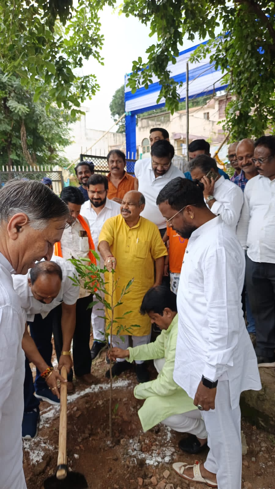 वीमेन फॉर ट्रीज अंतर्गत पौधरोपण अभियान वीमेन फॉर ट्रीज अंतर्गत पौधरोपण अभियान