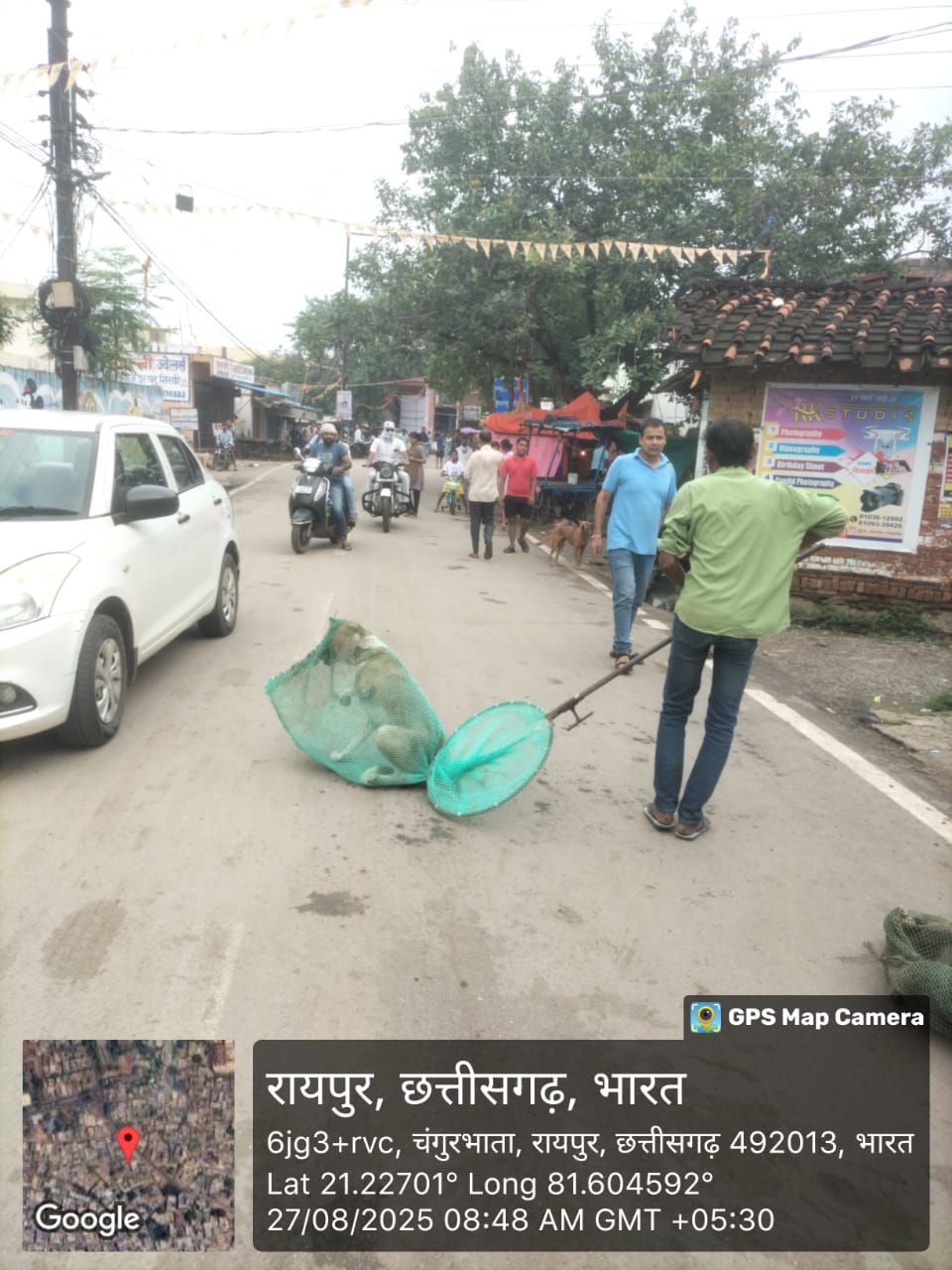 15 आवारा श्वानों की धरपकड़ कर श्वान नसबन्दी करवाकर निदान 1100 में प्राप्त जनशिकायतों का किया त्वरित निदान 15 आवारा श्वानों की धरपकड़ कर श्वान नसबन्दी करवाकर निदान 1100 में प्राप्त जनशिकायतों का किया त्वरित निदान