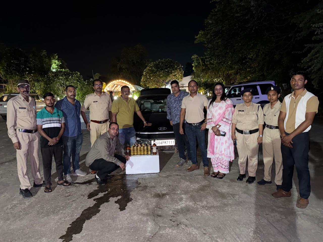 आबकारी विभाग की बड़ी कार्रवाई, अवैध मदिरा व वाहन जब्त आबकारी विभाग की बड़ी कार्रवाई, अवैध मदिरा व वाहन जब्त