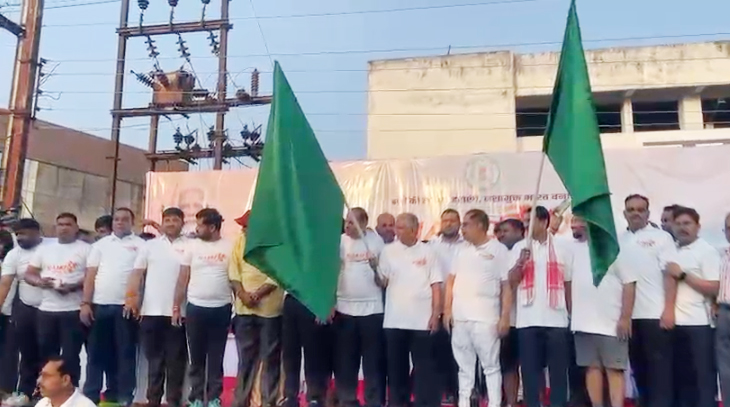 नमो युवा रन : नशा मुक्त भारत का संकल्प लेकर हजारों युवाओं के बढ़े कदम नमो युवा रन : नशा मुक्त भारत का संकल्प लेकर हजारों युवाओं के बढ़े कदम