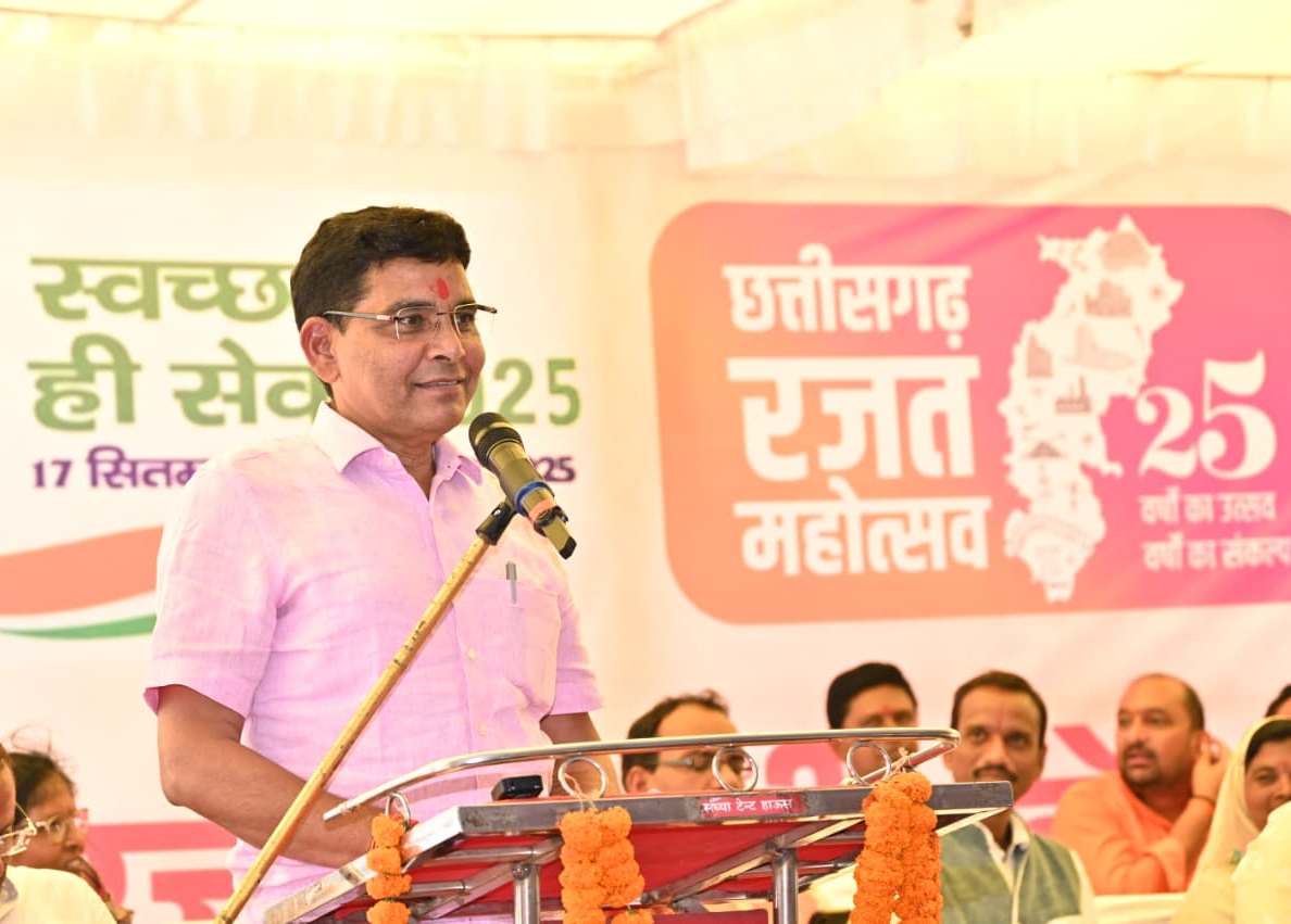 स्वच्छता केवल सरकार का काम नहीं, बल्कि समाज की जागरूकता भी जरूरी: टंक राम वर्मा स्वच्छता केवल सरकार का काम नहीं, बल्कि समाज की जागरूकता भी जरूरी: टंक राम वर्मा