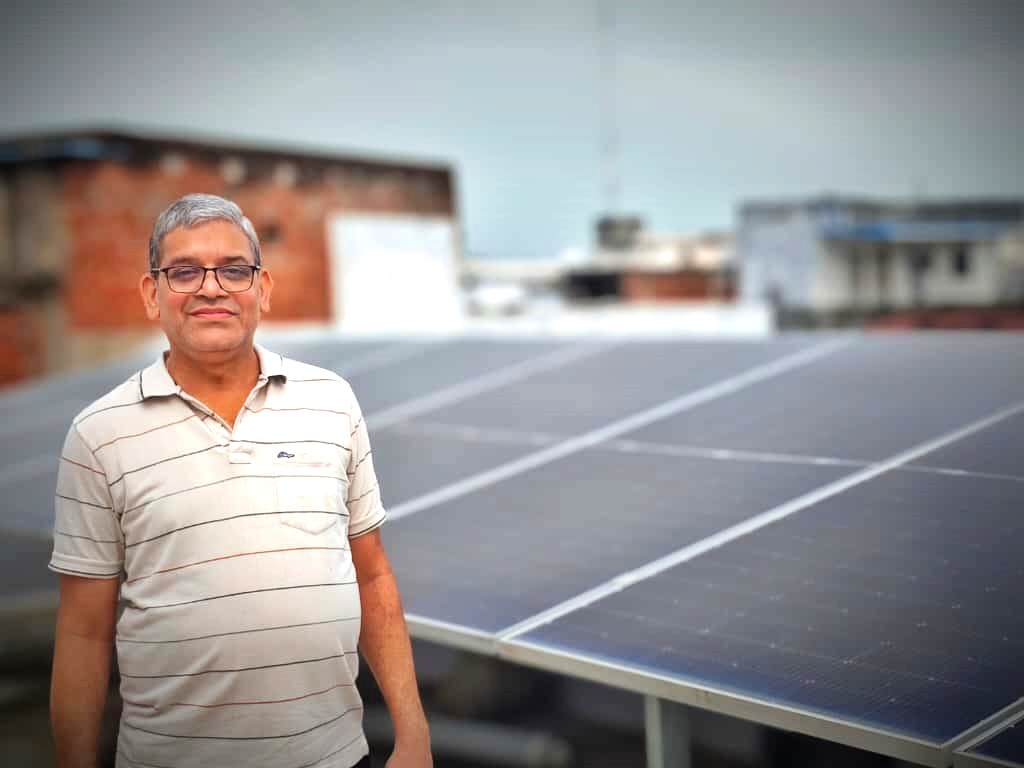 प्रधानमंत्री सूर्य घर मुफ्त बिजली योजना से बालोद के व्यवसायी मनीष कोठारी को मिली बड़ी राहत प्रधानमंत्री सूर्य घर मुफ्त बिजली योजना से बालोद के व्यवसायी मनीष कोठारी को मिली बड़ी राहत