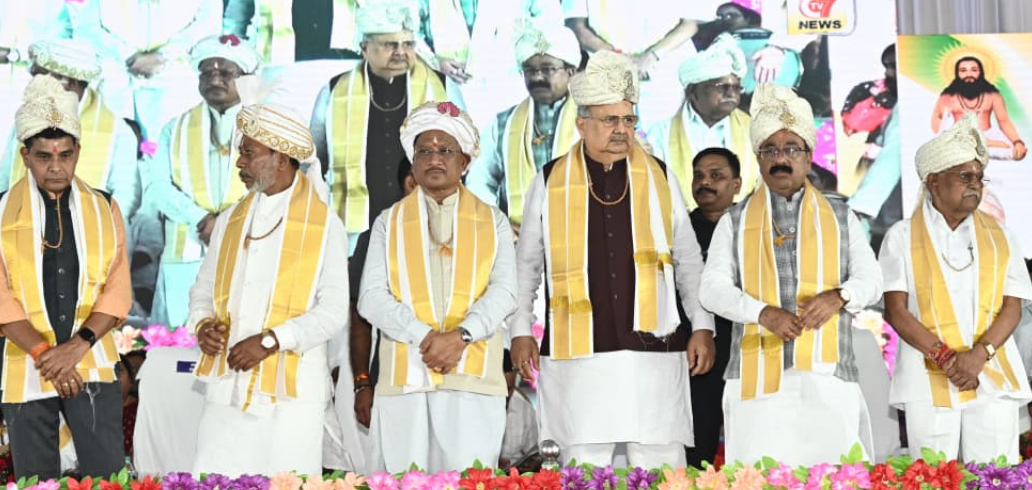 गुरु घासीदास बाबा के आदर्शों पर चलकर बनाएंगे विकसित छत्तीसगढ़ : मुख्यमंत्री गुरु घासीदास बाबा के आदर्शों पर चलकर बनाएंगे विकसित छत्तीसगढ़ : मुख्यमंत्री