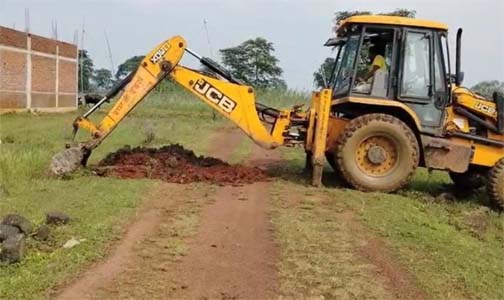 कलेक्टर डॉ. गौरव सिंह के निर्देश पर ग्राम सेजबहार में अवैध प्लाटिंग पर बड़ी कार्रवाई कलेक्टर डॉ. गौरव सिंह के निर्देश पर ग्राम सेजबहार में अवैध प्लाटिंग पर बड़ी कार्रवाई