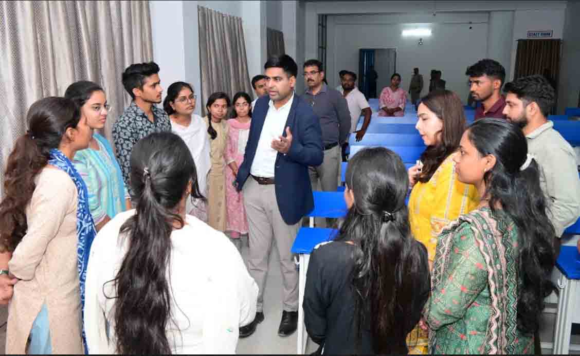 विधानसभा अध्यक्ष डॉ. रमन सिंह 16 अक्टूबर को प्रयास आवासीय विद्यालय के विद्यार्थियों से करेंगे मुलाकात विधानसभा अध्यक्ष डॉ. रमन सिंह 16 अक्टूबर को प्रयास आवासीय विद्यालय के विद्यार्थियों से करेंगे मुलाकात