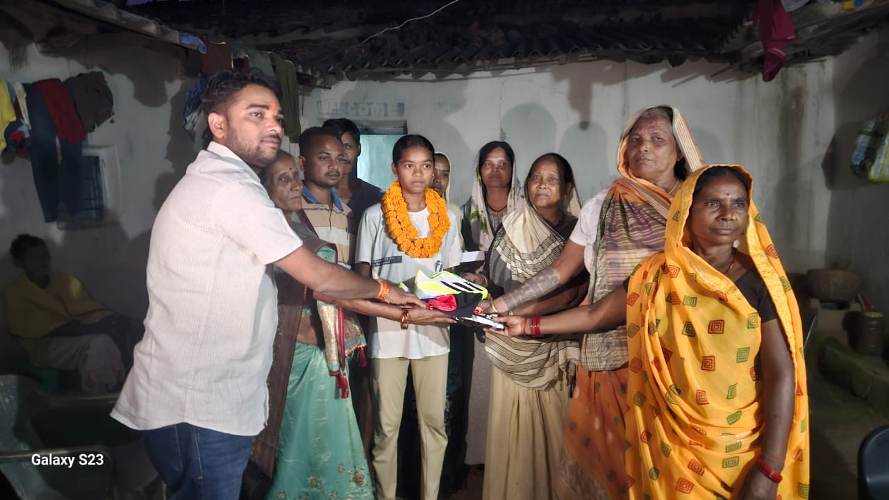 पूनम सिंह आर्माे का नेशनल फुटबॉल टीम में चयन, सूरजपुर का नाम किया रोशन पूनम सिंह आर्माे का नेशनल फुटबॉल टीम में चयन, सूरजपुर का नाम किया रोशन