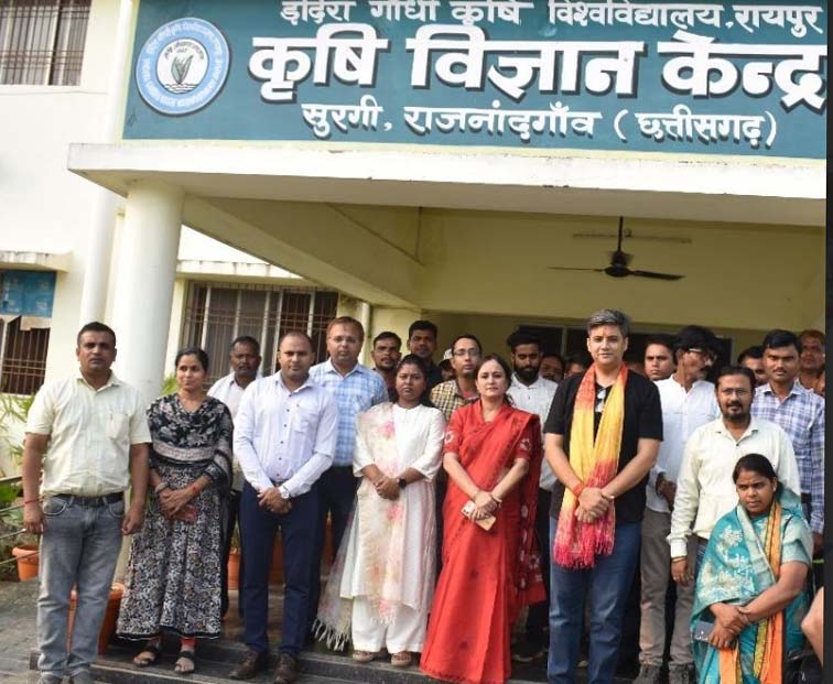 कृषि विज्ञान केन्द्र सुरगी में मनाया गया प्रक्षेत्र दिवस कृषि विज्ञान केन्द्र सुरगी में मनाया गया प्रक्षेत्र दिवस