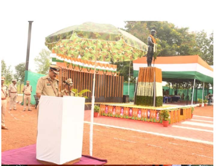 पुलिस स्मृति दिवस पर शहीदों को दी गई श्रद्धांजलि पुलिस स्मृति दिवस पर शहीदों को दी गई श्रद्धांजलि