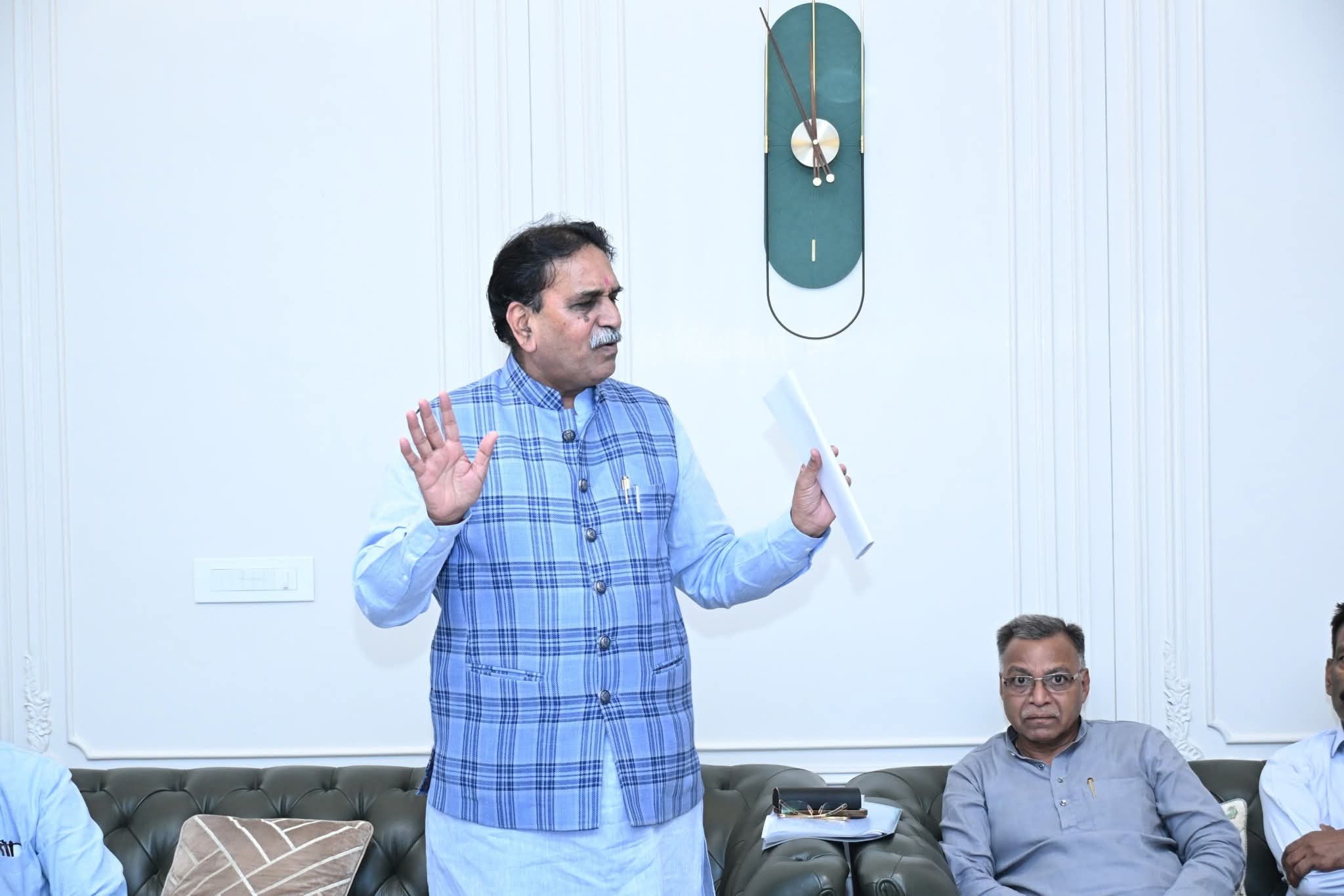 एसआईआर: भाजपा के बूथ स्तर के पदाधिकारी घर-घर जाकर सत्यापन की प्रक्रिया में जनता का सहयोग करें - राजेश मूणत एसआईआर: भाजपा के बूथ स्तर के पदाधिकारी घर-घर जाकर सत्यापन की प्रक्रिया में जनता का सहयोग करें - राजेश मूणत