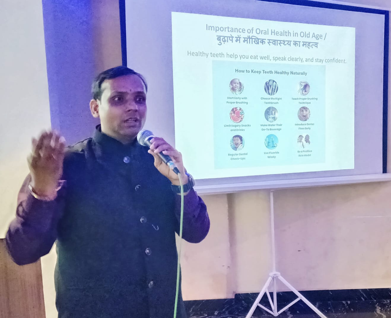 दांतों की सही देखभाल के लिए अल्ट्रा साफ्ट ब्रश का ही उपयोग करें: डॉ. सराफ दांतों की सही देखभाल के लिए अल्ट्रा साफ्ट ब्रश का ही उपयोग करें: डॉ. सराफ