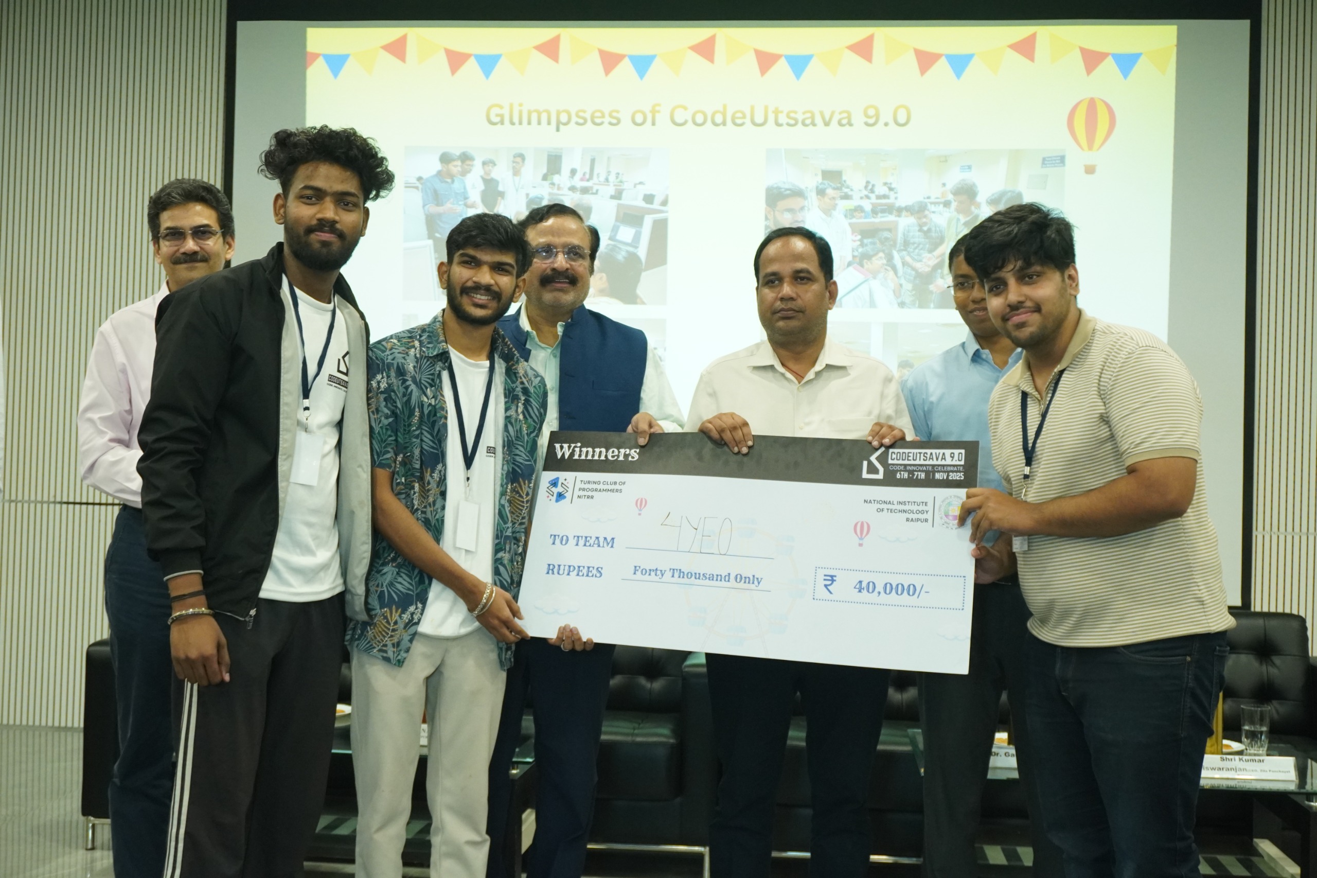 एनआईटी रायपुर में राष्ट्रीय हैकथॉन ‘कोडउत्सव 9.0’ का भव्य समापन एनआईटी रायपुर में राष्ट्रीय हैकथॉन ‘कोडउत्सव 9.0’ का भव्य समापन