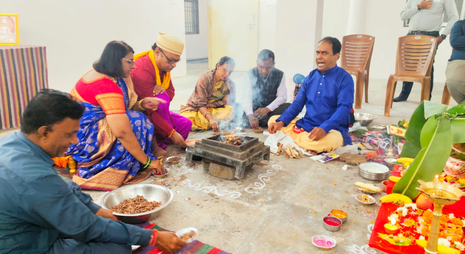 पुनर्निमित दिव्यांग बालिका विकास गृह की विधिवत पूजा पुनर्निमित दिव्यांग बालिका विकास गृह की विधिवत पूजा