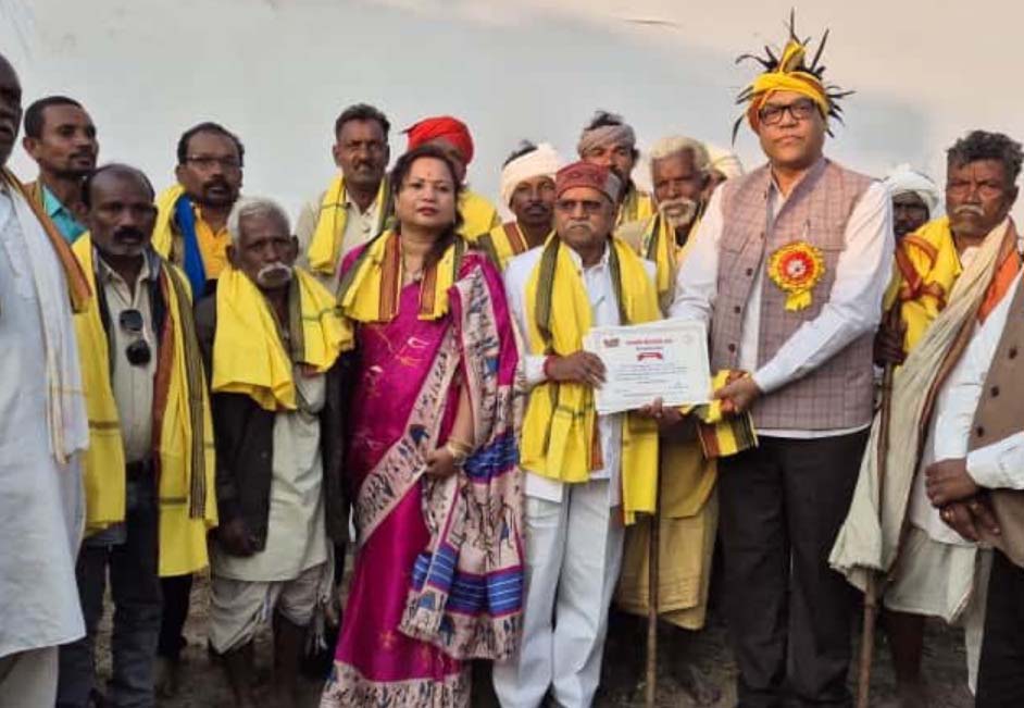 जनजातीय समुदाय का योगदान, कृतित्व अविस्मरणीय-विधायक डोमनलाल कोर्सेवाड़ा जनजातीय समुदाय का योगदान, कृतित्व अविस्मरणीय-विधायक डोमनलाल कोर्सेवाड़ा