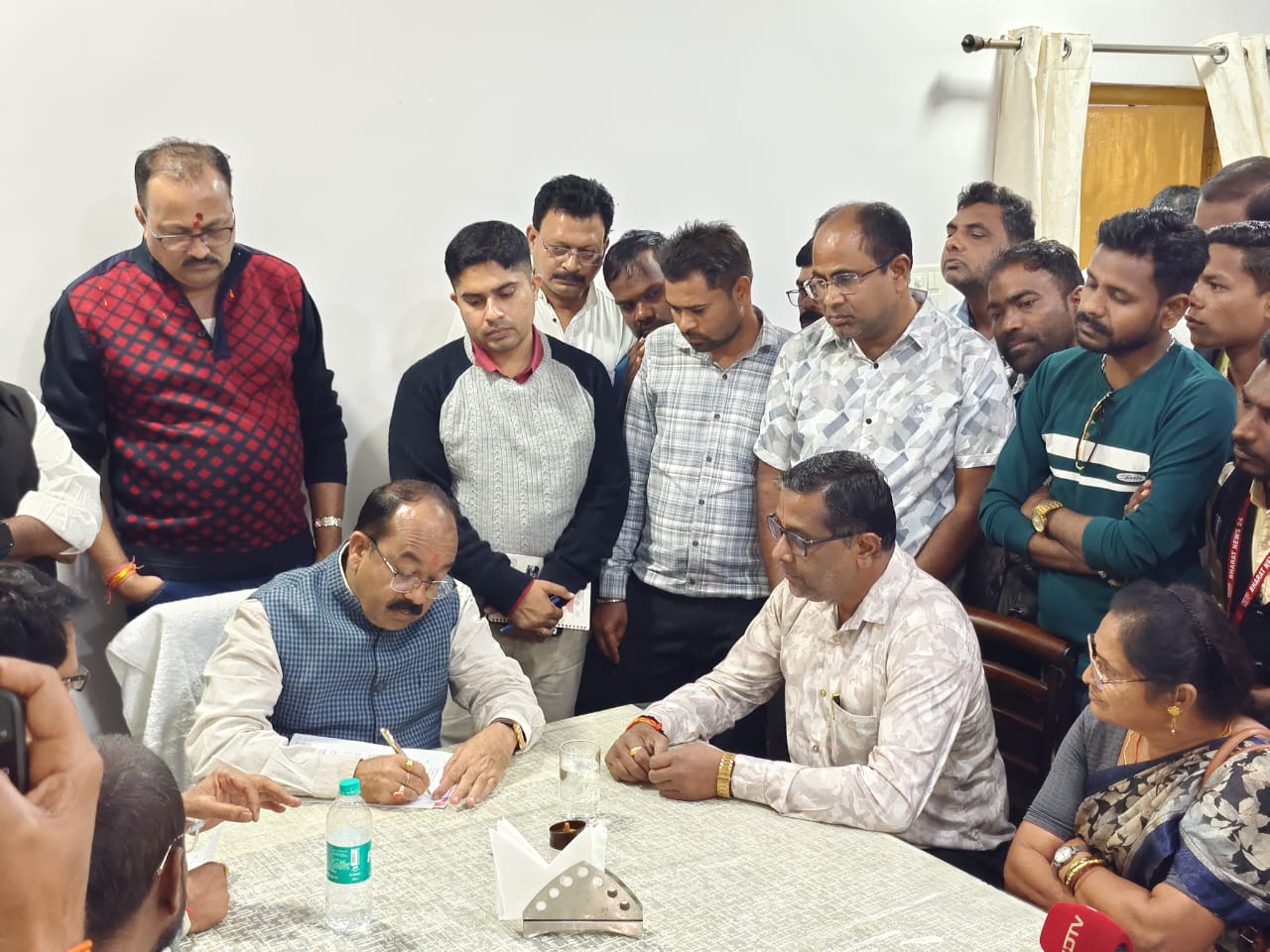 उपमुख्यमंत्री अरुण साव से मिले स्थानीय पत्रकार, विभिन्न समस्याओं पर हुई विस्तृत चर्चा उपमुख्यमंत्री अरुण साव से मिले स्थानीय पत्रकार, विभिन्न समस्याओं पर हुई विस्तृत चर्चा