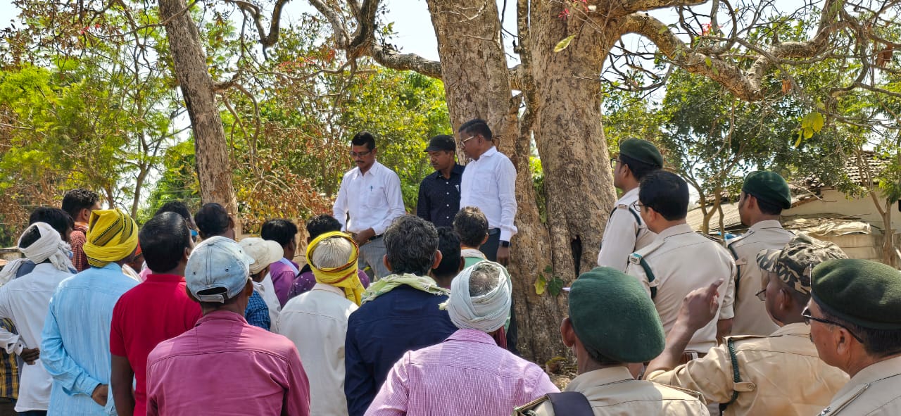 सुदूर अंचल में वन विभाग की पहल से बदल रहा ग्रामीणों का जीवन सुदूर अंचल में वन विभाग की पहल से बदल रहा ग्रामीणों का जीवन