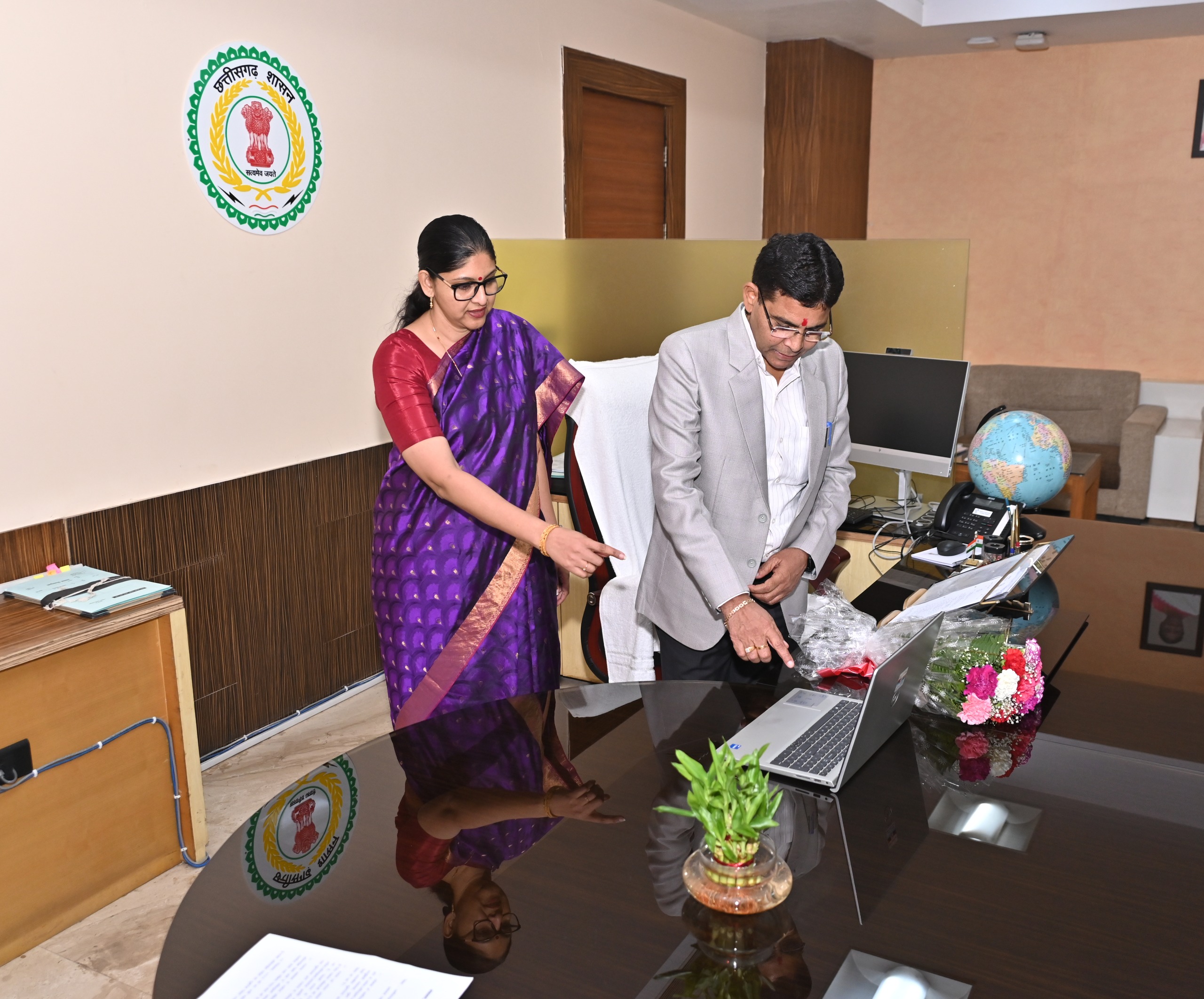 छत्तीसगढ़ में ई-गजट ऑनलाईन पोर्टल का शुभारंभ छत्तीसगढ़ में ई-गजट ऑनलाईन पोर्टल का शुभारंभ