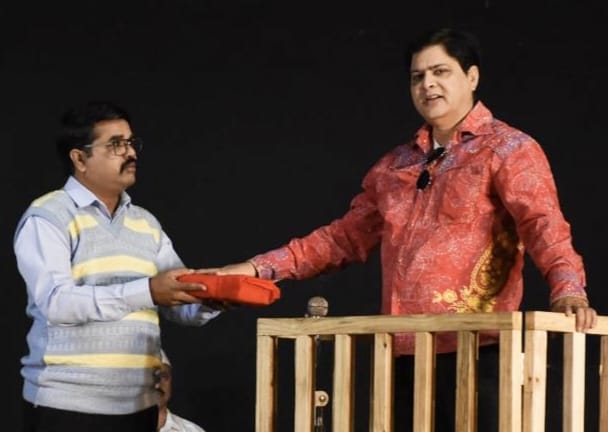 अनिकेत की भावनाओं से स्तब्ध रह गए दर्शक अनिकेत की भावनाओं से स्तब्ध रह गए दर्शक