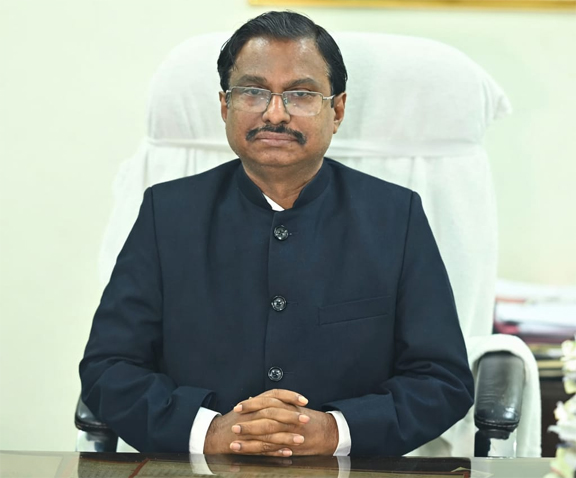 संभागायुक्त कावरे ने लिया निर्णय, 48 वर्ष पूर्व का नामांतरण निरस्त संभागायुक्त कावरे ने लिया निर्णय, 48 वर्ष पूर्व का नामांतरण निरस्त