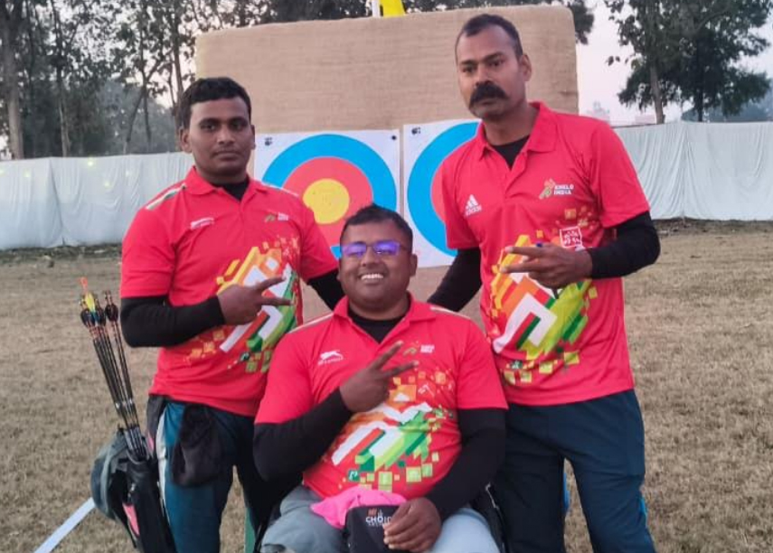 हौसले की उड़ान : सीआरपीएफ जवान से पैरा तीरंदाज बने तोमन कुमार, राष्ट्रीय प्रतियोगिता में रचा इतिहास हौसले की उड़ान : सीआरपीएफ जवान से पैरा तीरंदाज बने तोमन कुमार, राष्ट्रीय प्रतियोगिता में रचा इतिहास