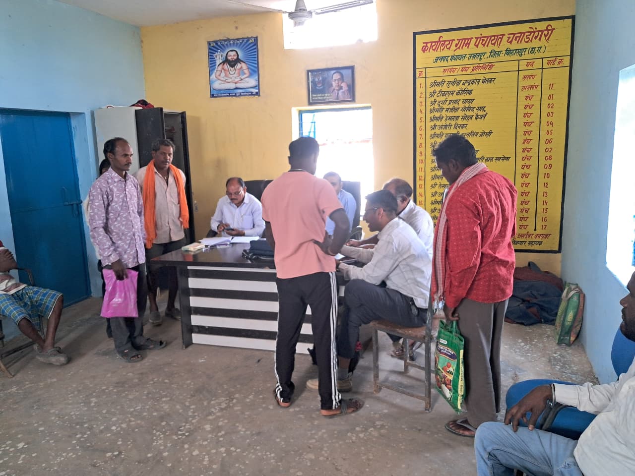 उप संचालक ने किया विशेष शिविरों का निरीक्षण उप संचालक ने किया विशेष शिविरों का निरीक्षण