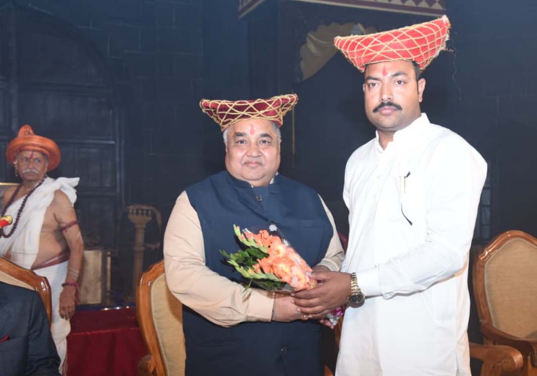 इतिहास से प्रेरणा लेकर ही सशक्त भविष्य का निर्माण संभव-संस्कृति मंत्री इतिहास से प्रेरणा लेकर ही सशक्त भविष्य का निर्माण संभव-संस्कृति मंत्री