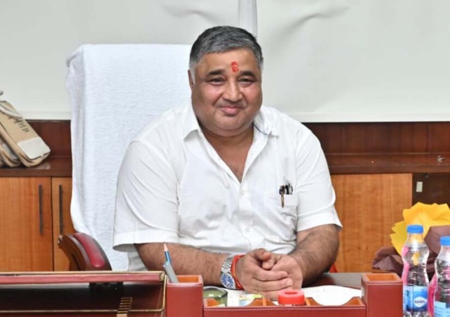 यह बजट छत्तीसगढ़ को राष्ट्रीय और अंतरराष्ट्रीय पर्यटन मानचित्र पर स्थापित करने की दिशा में ऐतिहासिक कदम है - राजेश अग्रवाल यह बजट छत्तीसगढ़ को राष्ट्रीय और अंतरराष्ट्रीय पर्यटन मानचित्र पर स्थापित करने की दिशा में ऐतिहासिक कदम है - राजेश अग्रवाल