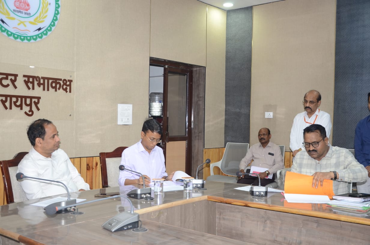 पीएमश्री एवं शासकीय स्कूलों में निर्माण कार्य समय-सीमा में पूर्ण करने के निर्देश पीएमश्री एवं शासकीय स्कूलों में निर्माण कार्य समय-सीमा में पूर्ण करने के निर्देश