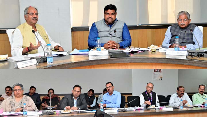 छत्तीसगढ़ अधिवक्ता कल्याण निधि न्यास समिति की बैठक सम्पन्न छत्तीसगढ़ अधिवक्ता कल्याण निधि न्यास समिति की बैठक सम्पन्न