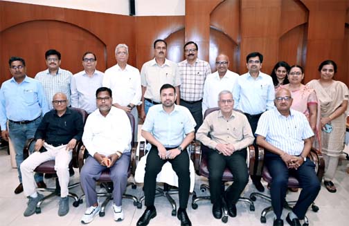 पावर कंपनी की उपलब्धियों के लिए डॉ. यादव का जताया आभार पावर कंपनी की उपलब्धियों के लिए डॉ. यादव का जताया आभार