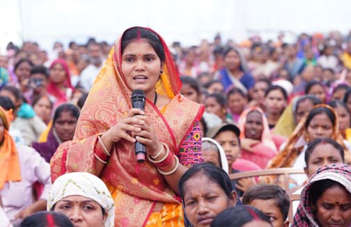 प्रधानमंत्री आवास योजना से मिला सुरक्षित आशियाना, कच्चे घर से पक्के मकान तक पहुंची जिंदगी प्रधानमंत्री आवास योजना से मिला सुरक्षित आशियाना, कच्चे घर से पक्के मकान तक पहुंची जिंदगी