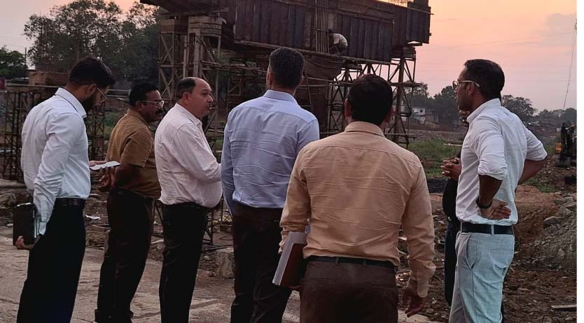 लोक निर्माण विभाग के सचिव ने निर्माणाधीन कयाघाट ब्रिज और मरीन ड्राइव का किया निरीक्षण लोक निर्माण विभाग के सचिव ने निर्माणाधीन कयाघाट ब्रिज और मरीन ड्राइव का किया निरीक्षण