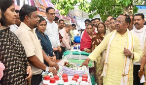 ग्राम पंचायत विजयनगर में जनसमस्या निवारण शिविर में कृषि मंत्री हुए शामिल ग्राम पंचायत विजयनगर में जनसमस्या निवारण शिविर में कृषि मंत्री हुए शामिल