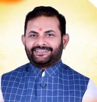 भाजता पार्टी द्वारा छत्तीसगढ़ में रोपे जाएंगे 21 लाख पौधे -अखिलेश सोनी भाजता पार्टी द्वारा छत्तीसगढ़ में रोपे जाएंगे 21 लाख पौधे -अखिलेश सोनी
