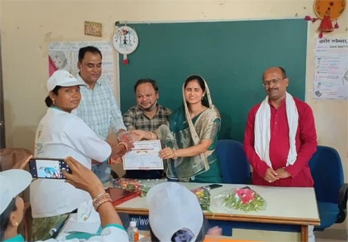 बड़ौदा आरसेटी राजनांदगांव द्वारा 15 दिवसीय पशु सखी प्रशिक्षण संपन्न बड़ौदा आरसेटी राजनांदगांव द्वारा 15 दिवसीय पशु सखी प्रशिक्षण संपन्न