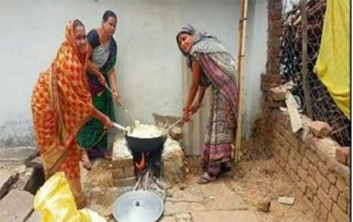 चावल पापड़ उद्योग से आत्मनिर्भरता तक विद्यावती बनीं ग्रामीण महिलाओं के लिए प्रेरणा चावल पापड़ उद्योग से आत्मनिर्भरता तक विद्यावती बनीं ग्रामीण महिलाओं के लिए प्रेरणा