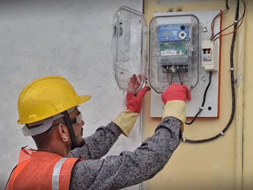 स्मार्ट मीटर से नहीं बढ़ता बिजली बिल स्मार्ट मीटर से नहीं बढ़ता बिजली बिल