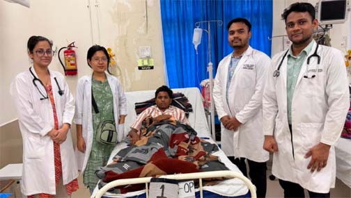 सिम्स बिलासपुर के चिकित्सकों की तत्परता से चाकू लगने से गंभीर घायल 15 वर्षीय किशोर को मिला नया जीवन सिम्स बिलासपुर के चिकित्सकों की तत्परता से चाकू लगने से गंभीर घायल 15 वर्षीय किशोर को मिला नया जीवन