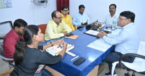 प्रधानमंत्री आवास योजना के प्राप्त आवेदनों की निकाय स्तरीय समिति ने की पात्रता की जांच प्रधानमंत्री आवास योजना के प्राप्त आवेदनों की निकाय स्तरीय समिति ने की पात्रता की जांच
