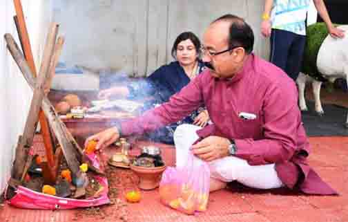 उप मुख्यमंत्री अरुण साव ने प्रदेशवासियों को दी हरेली की बधाई उप मुख्यमंत्री अरुण साव ने प्रदेशवासियों को दी हरेली की बधाई
