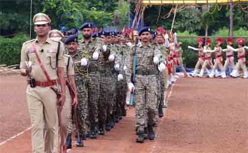 स्वतंत्रता दिवस समारोह का किया गया अंतिम रिहर्सल स्वतंत्रता दिवस समारोह का किया गया अंतिम रिहर्सल