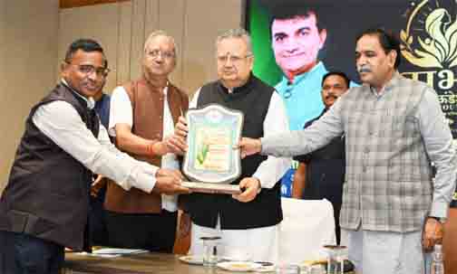 अजय काले को 'समाज निर्माण गौरव सम्मान' अजय काले को 'समाज निर्माण गौरव सम्मान'