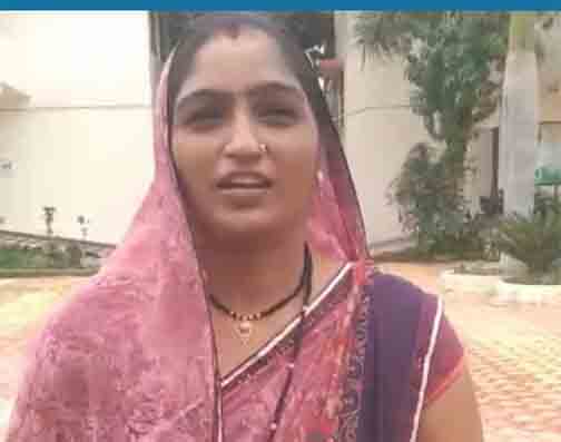 राखी के धागे में विश्वास अपार : महतारी वंदन योजना से संवर रही छत्तीसगढ़ की बहनों की खुशियां राखी के धागे में विश्वास अपार : महतारी वंदन योजना से संवर रही छत्तीसगढ़ की बहनों की खुशियां