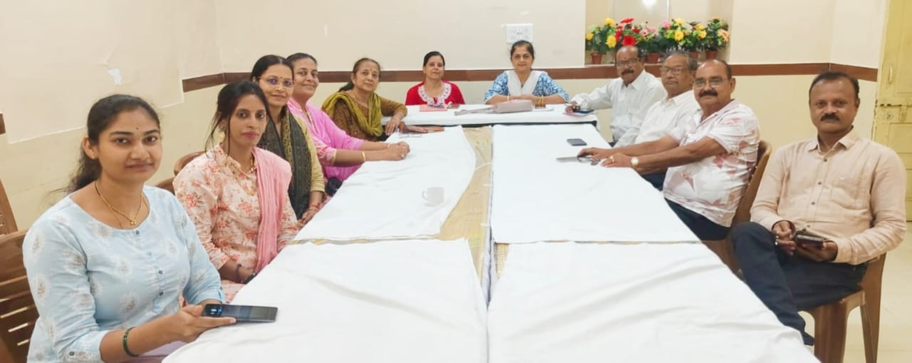 महाराष्ट्र मंडल में हर रविवार को लगेगी योग क्लासेस महाराष्ट्र मंडल में हर रविवार को लगेगी योग क्लासेस