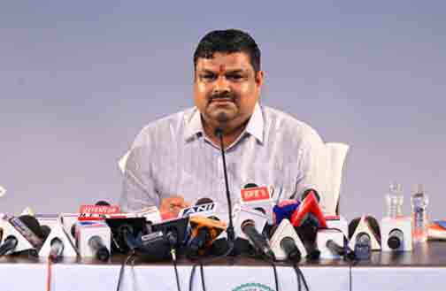 शिक्षा व्यवस्था को गुणवत्तापूर्ण, पारदर्शी और विद्यार्थी-केंद्रित बनाने पर सरकार का विशेष जोर-गजेंद्र यादव शिक्षा व्यवस्था को गुणवत्तापूर्ण, पारदर्शी और विद्यार्थी-केंद्रित बनाने पर सरकार का विशेष जोर-गजेंद्र यादव