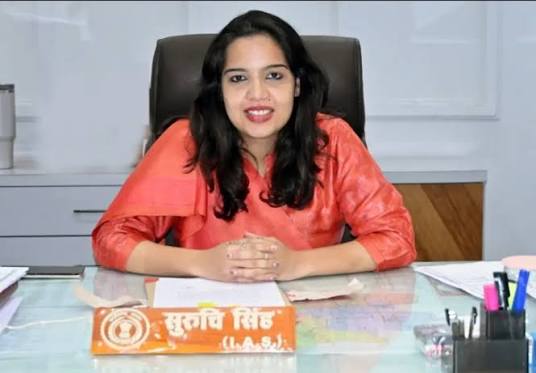 आयुक्त सुरुचि सिंह ने नेहरू नगर SLRM सेंटर का किया निरीक्षण आयुक्त सुरुचि सिंह ने नेहरू नगर SLRM सेंटर का किया निरीक्षण