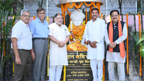 भारतरत्न महान अभियंता मोक्षगुंडम विश्वेश्वरैय्या का 166वीं जयन्ती पर कार्यक्रम भारतरत्न महान अभियंता मोक्षगुंडम विश्वेश्वरैय्या का 166वीं जयन्ती पर कार्यक्रम